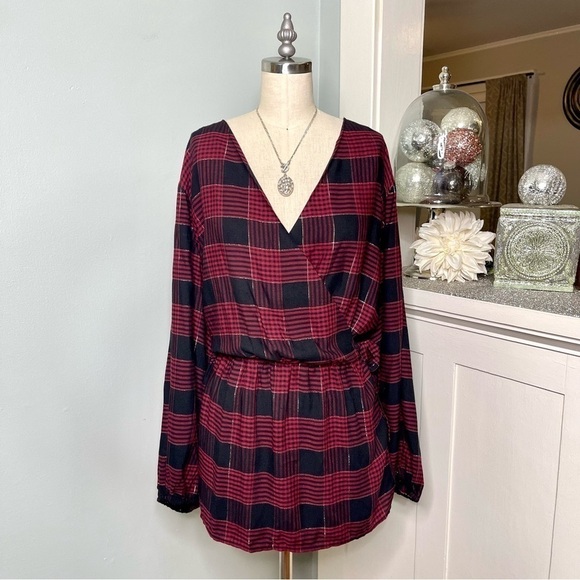 Lane Bryant Red Metallic Plaid Wrap Blouse Size 22 Nwt - Picture 2 of 13